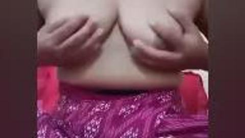 အရမ်းကောင်းတယ်ဆိုပြီး အော်နေတဲ့ မမ — XBurma Myanmar video preview