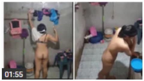 အကိတ်မလေးရဲ့ ရေချိုး video preview