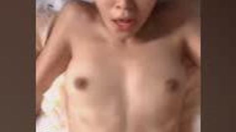 မျက်ဖြူပါဆိုက်တယ် ဘဲကြီးလိုးချက် video preview