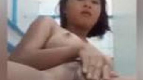 ပုသိမ်သူလေးထန်နေတာ — LeakMM Myanmar video preview