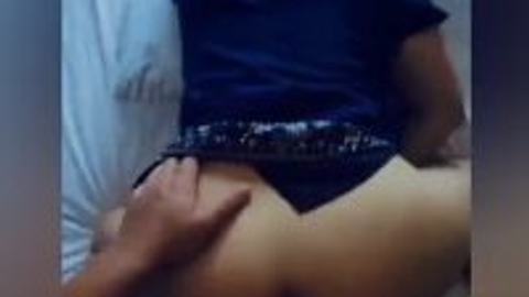 ထမိန်လှန်ပြီးလိုးတဲ့ဟုမ်းမိတ် — LeakMM Myanmar video preview