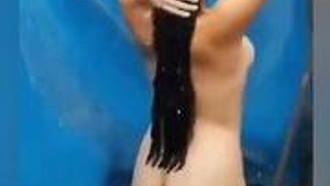 ရေချိုးချောင်းရိုက် video preview