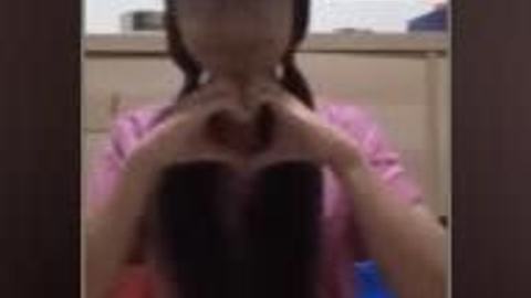 La Min တဲ့ မှန်ကြောင်လေးနဲ့ ထန်နေတာ — LeakMM Myanmar video preview