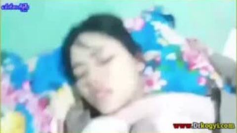 မြန်မာမလေးကိုဖုတ်ဂလု — LeakMM Myanmar video preview