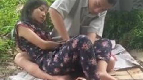 ဘာဂျာမှုတ်တဲ့ ကိုတရုတ် ချောင်းရိုက် video preview