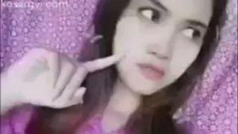 ပဲခူးမြို့က ကြိုက်ကုန်းမလေး video preview