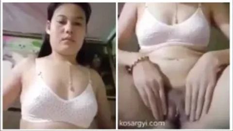 စက်ဖုတ်လေး ဖြဲပြတဲ့စော် video preview