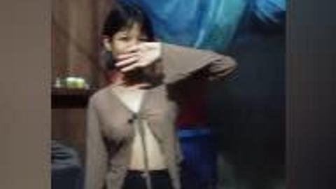 မြန်မာ ဆယ်ကျော်သက် ပိပိသေးသေးလေး ဂလုကြ — XBurma Myanmar video preview