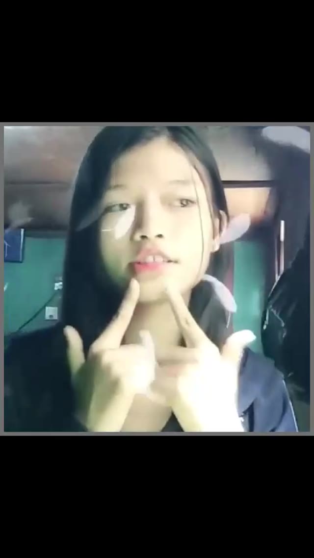 မြန်မာအပျိုပေါက်စ နုနုလေး ရှယ်မိုက်တယ် — XBurma Myanmar video preview