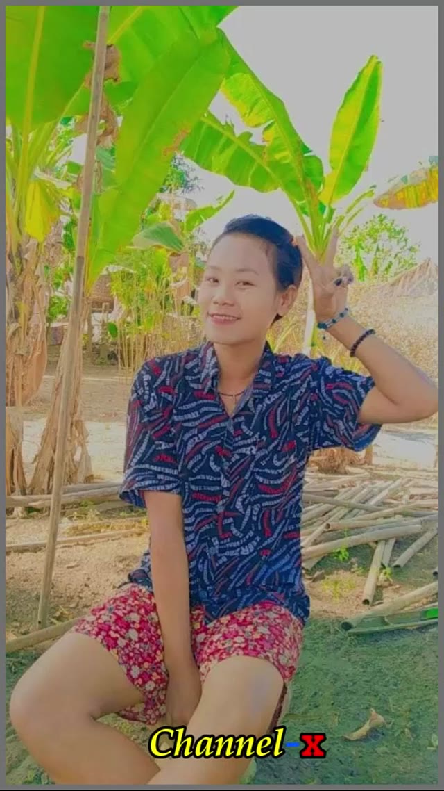 လှိုင်သာယာက စားစော်လေးနဲ့ chat — XBurma Myanmar video preview