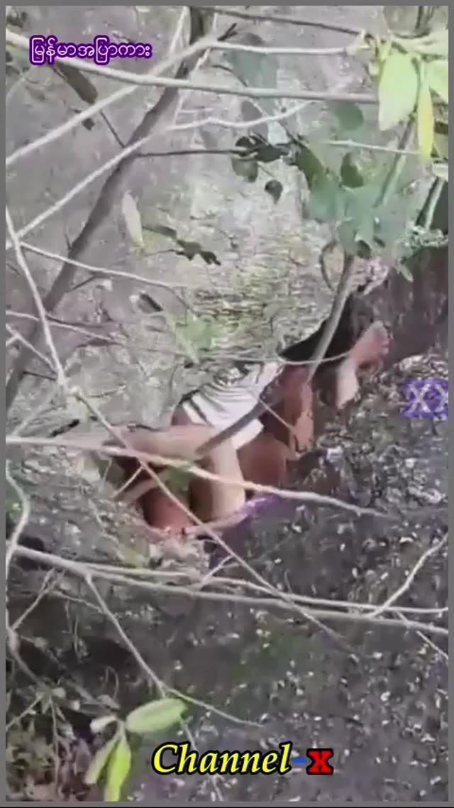 ခိုးစားတာတောင် ချောင်းရိုက်နဲ့မလွတ်ဘူး — XBurma Myanmar video preview