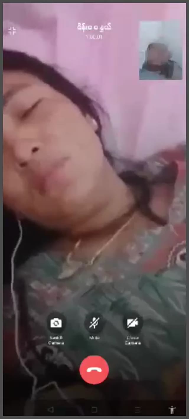 အပျိုကြီး မမစောက်ဖုတ်အလန်းကြီး — XBurma Myanmar video preview
