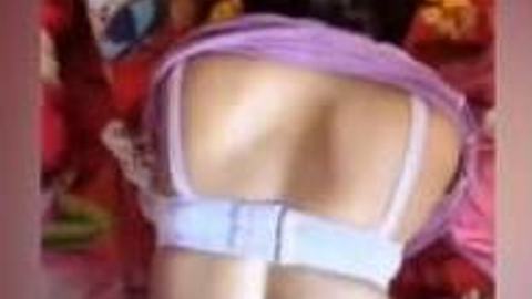 နေ့လည်နေ့ခင်းတကြောင်းဗျင်း video preview