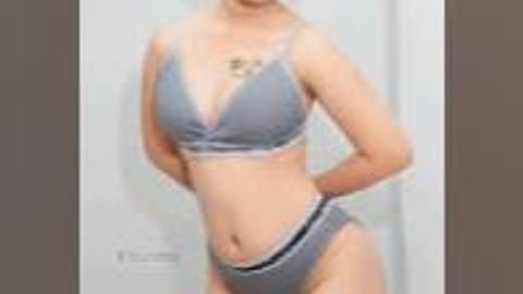 မျော်နေကြတဲ့ Nora လေးရဲ့ ရေချိုးအလှ အသစ်လေး — XBurma Myanmar video preview