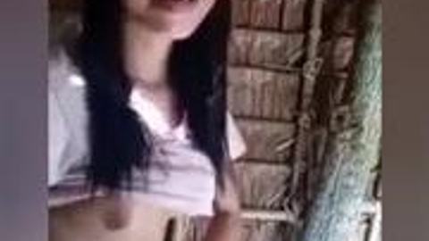 တဲပေါ်ကနေပြတဲ့ sex chat video preview