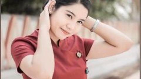 မြန်မာမလေးပါရှင့် 😜 (Loybisim) video preview