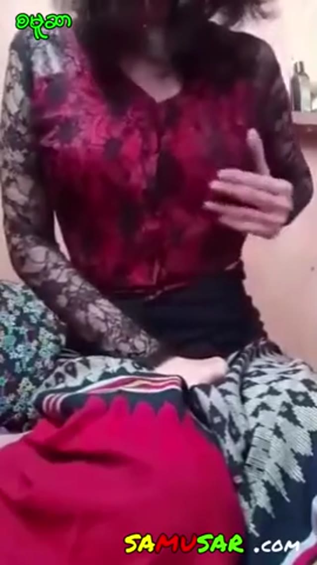 မြန်မာဝတ်စုံလေးနဲ့ထန်နေတဲ့အိုးလေး — XBurma Myanmar video preview