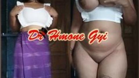 အပျိုကြီးတဲ့ဟ🙄 ဂလုကြကွာ 🤣 video preview