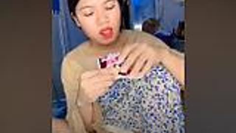 လဲ့လဲ့ဝင်း အောက်ဟာပြပြီးစား — LeakMM Myanmar video preview