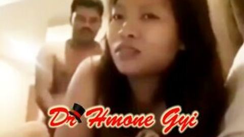 အဲ့တာဘာလုပ်မှာတုန်းတဲ့ လီးပေါ်ကမဆင်းတဲ့ဆော်ကြီး video preview