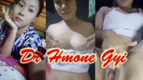 လန်ထွက်နေအောင်ပွတ်တဲ့အပျိုကြီး video preview