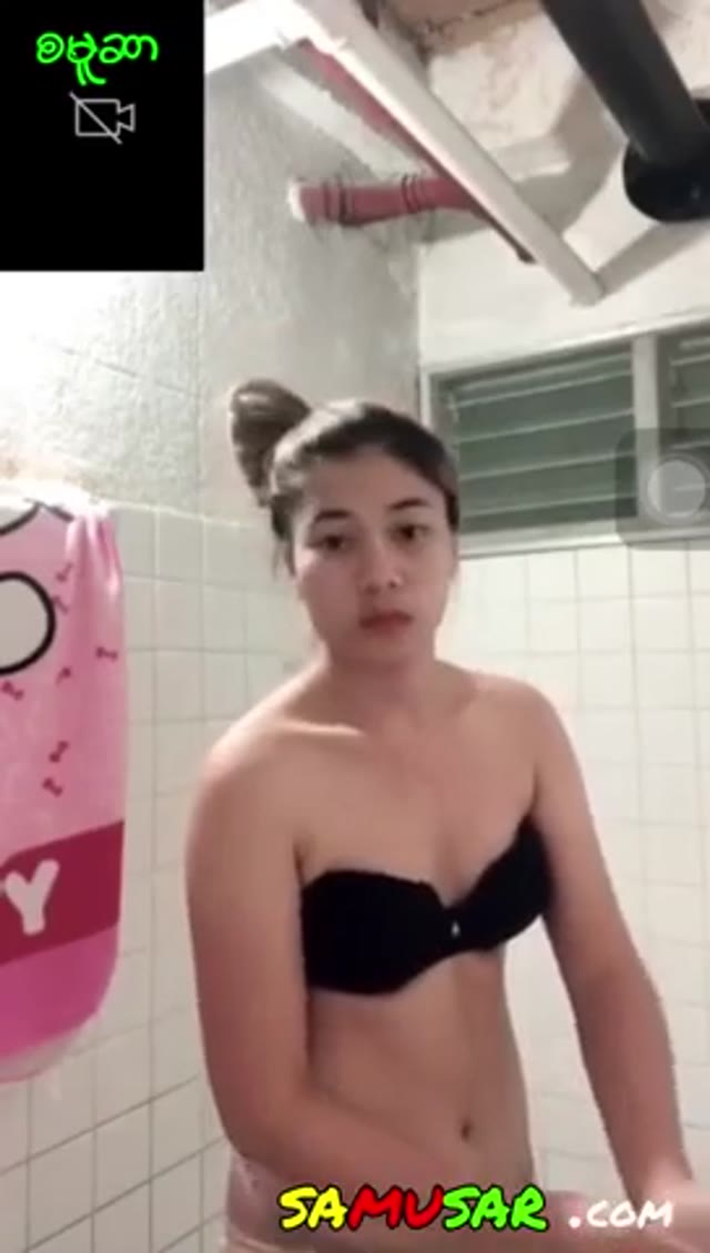 ရေချိုးနေတဲ့အမွှေးထူထူလေး — XBurma Myanmar video preview