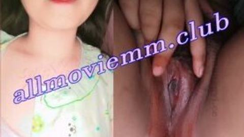 မြန်မာမလေး ရာသီလာနေတာကိုကလိုင်းပြတာဟ video preview