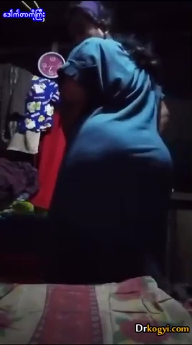 စားမကုန်သောက်မကုန်အန်တီကြီးရဲ့အိုး — XBurma Myanmar video preview