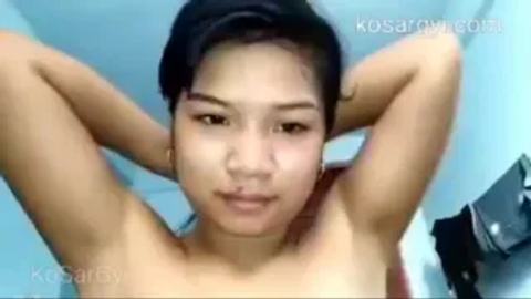 ချွေးလေးသုတ်ပြီး အပေါ်ကဆောင့်ပေးတဲ့စော် video preview