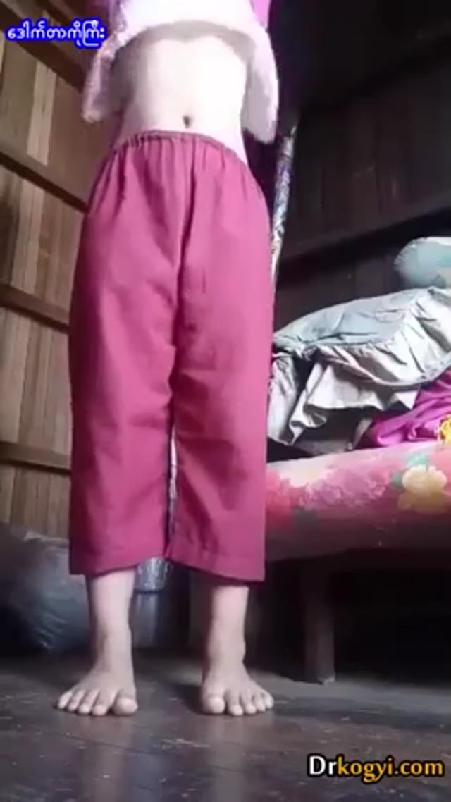 အဆီတဝင်းဝင်းနဲ့မြန်မာအကိတ်လေး — XBurma Myanmar video preview