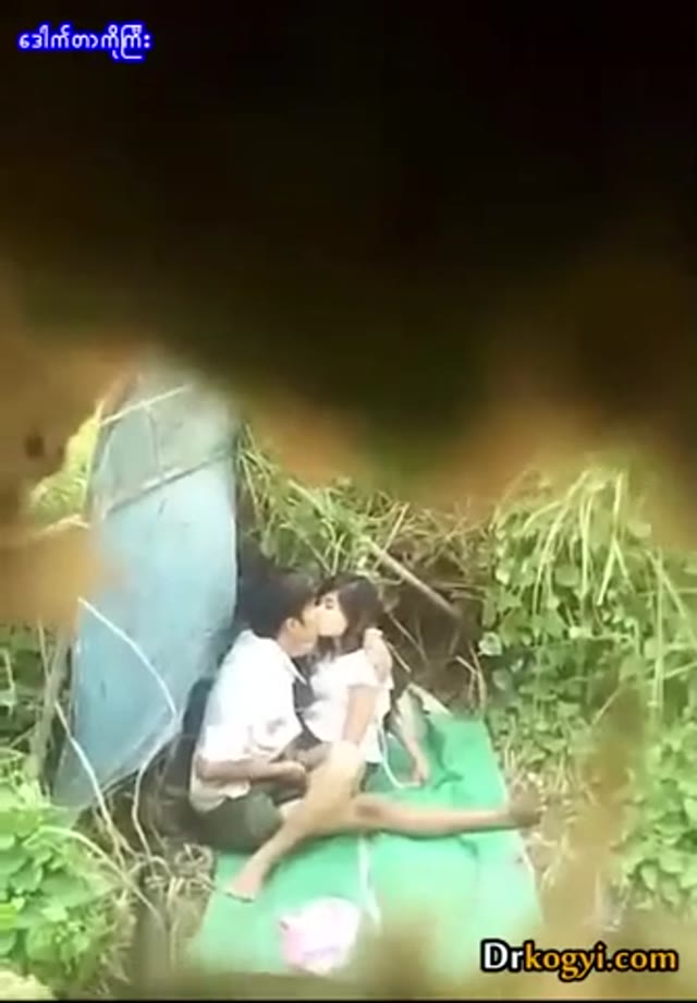 အိမ်ကခိုင်းတာကတနေရာ ရောက်နေတာကတောတိုး — XBurma Myanmar video preview