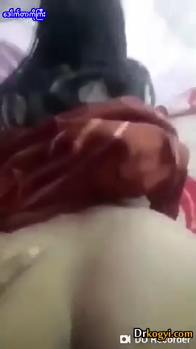 မြန်မာဟုမ်းမိတ်အိုးကောင်းလေးကိုစား — XBurma Myanmar video preview