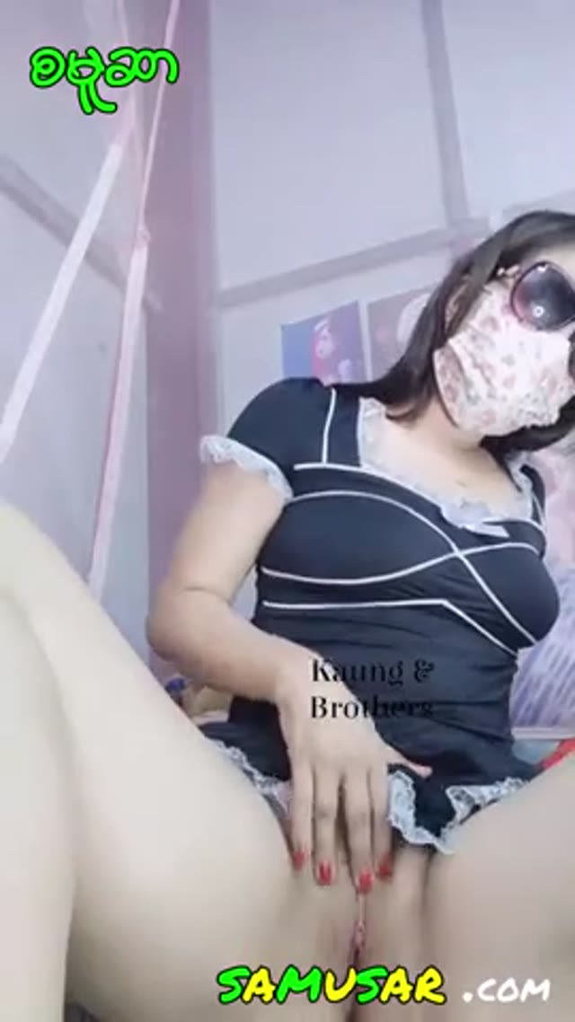 မြန်မာမလေးလို့မထင်ရဘူးကွယ် သန့်လိုက်တာ — XBurma Myanmar video preview