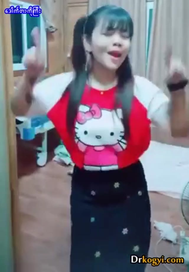 May Phoo အကိတ်လေးထန်နေတာ — XBurma Myanmar video preview