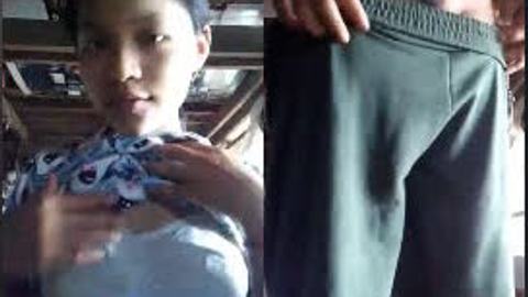 တောသူနုနုဖတ်ဖတ်လေးရှယ်လန်းတယ်ဟ # 3 — LeakMM Myanmar video preview