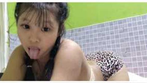 Nora လေးစပွန်စာဘဲကြီးနဲ့ ရှယ်တီးတာပေါ့ video preview