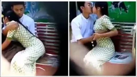 ဘဲလေးက ဆင်ကြံကြံနေတာ video preview