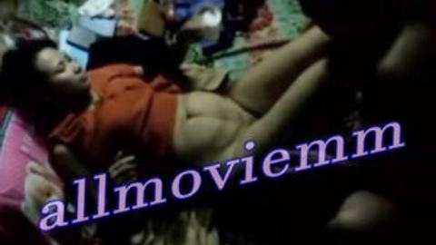 ဘေးအခန်းကလင်မယားချောင်းရိုက် video preview