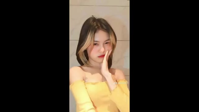 နေခြည်တဲ့ အိုးပါးပါးလေးကွာ ဘဲကအမုန်းလိုးတာ — XBurma Myanmar video preview