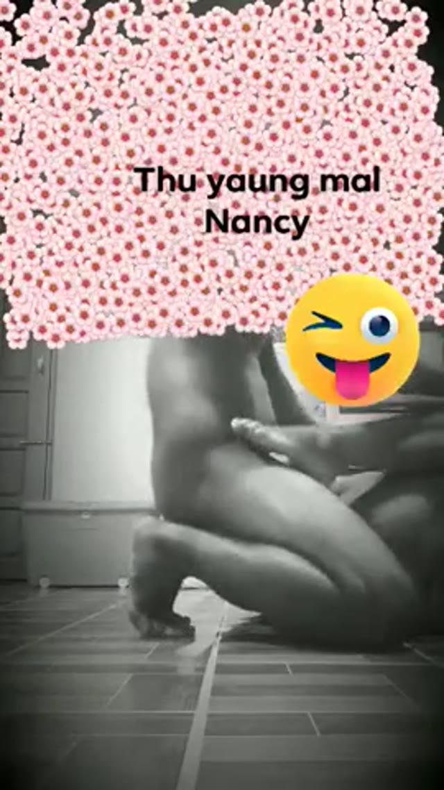 အကုန်းပက်စက်တဲ့ မြန်မာအန်တီကြီး — XBurma Myanmar video preview