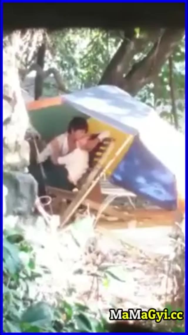 ကျောင်းလစ်ပြီးဆွဲချောင်းရိုက်လေး — XBurma Myanmar video preview