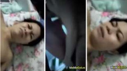 ဖင်အလိုးခံရလို့ပျော်နေတဲ့ကြီးတော် video preview