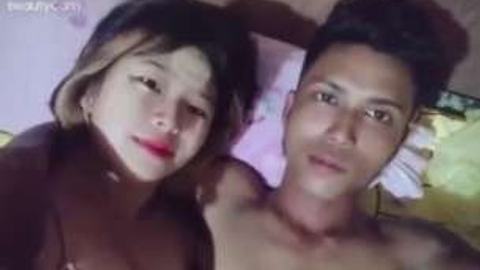 မြန်မာလိုးကား သနပ်ခါးအဖွေးသားနဲ့ မြန်မာမလေး — LeakMM Myanmar video preview