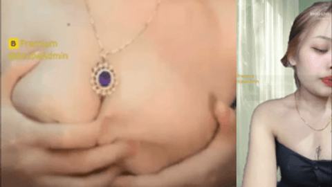 စော်လေးနည်းနည်းကိက်တယ် sex chat မှာနို့ပြ video preview