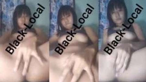 စောက်ရမ်းထန်တဲ့ချင်းမ အကိတ်လေး video preview