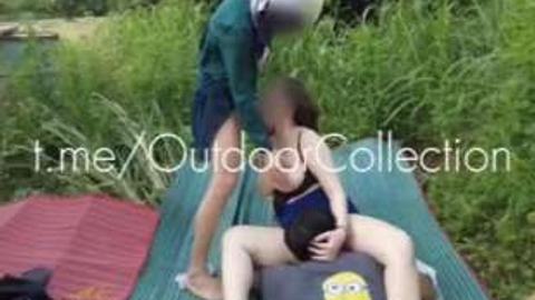 လယ်တောထဲမှာ ဖာခေါ်ချတာလေး video preview