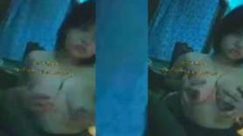 နို့ကြီးကိုညှစ်ပြ video preview