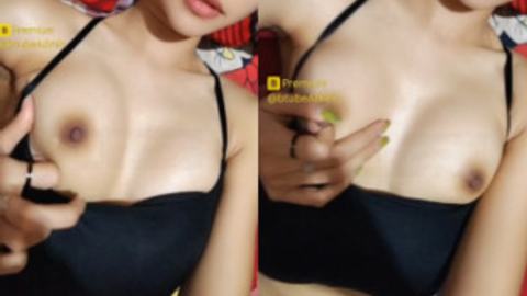 ဒီဂျေတီးတဲ့ချစ်စရာကောင်မလေးရဲ့ နို့ video preview