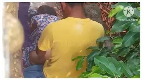 ဘုရားဘေးက မြောင်းကြားလေးထဲ တီးနေတာ ထိန်းမရသိမ်းမရ video preview