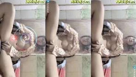 ချစ်စရာလေးအလှလေးရဲ့ soloလေး (3) video preview